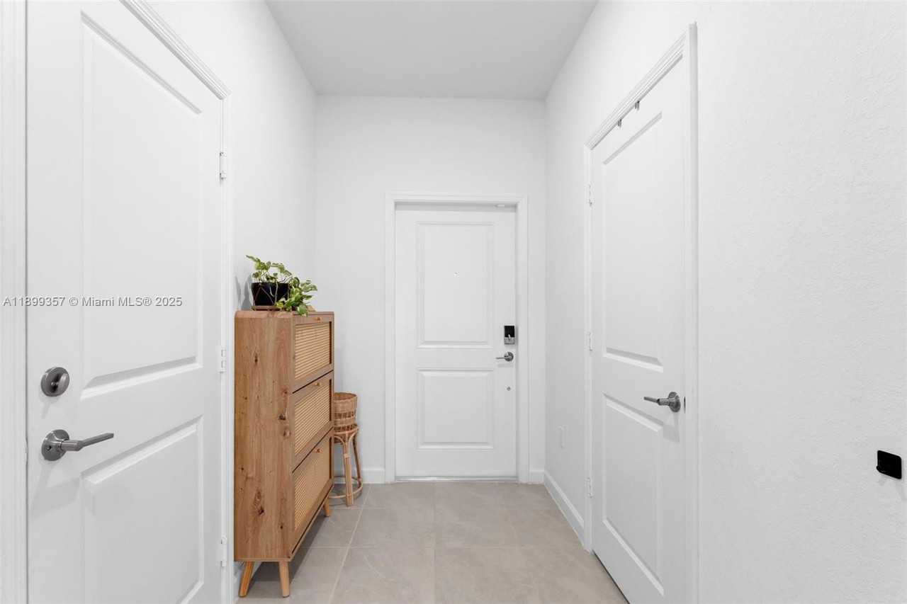 12932 Sw 286th Ter - Photo 2 of 8