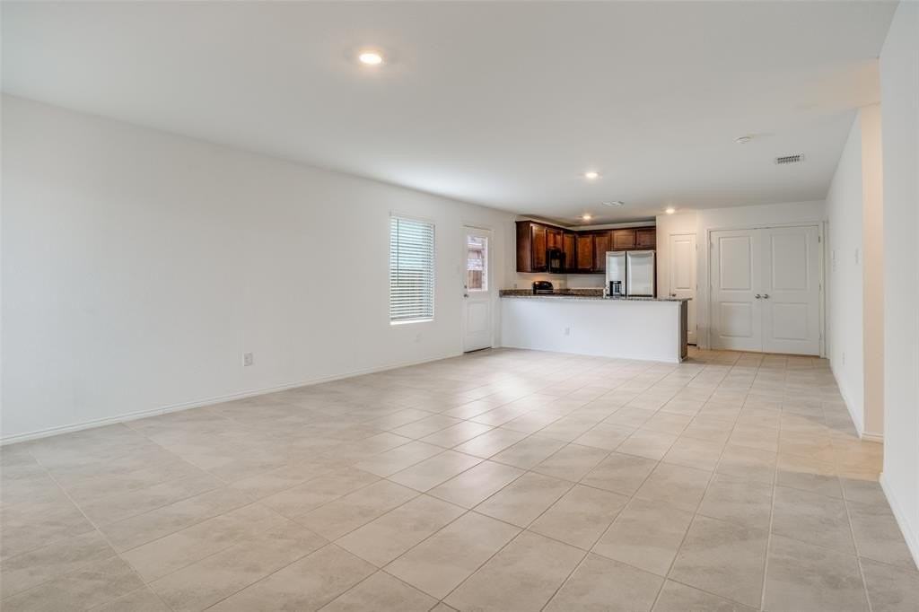 14124 Calderwood St - Photo 7 of 25