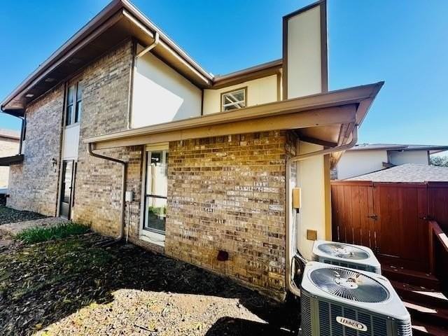 3 Cedar Ln - Photo 2 of 18