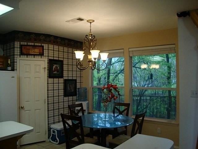 1706 Creekway Dr - Photo 7 of 12