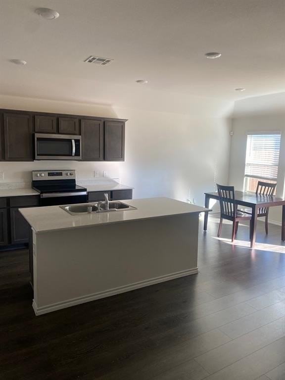 968 Glover Dr - Photo 5 of 16