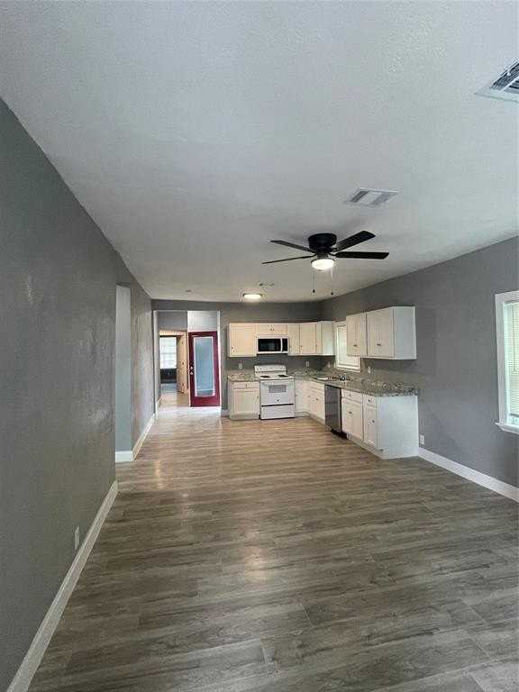 603 Wyatt St - Photo 3 of 15