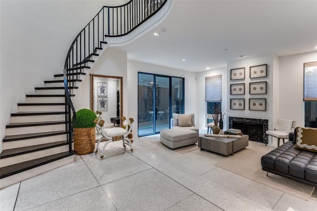 3717 Prescott Ave - Photo 4 of 12