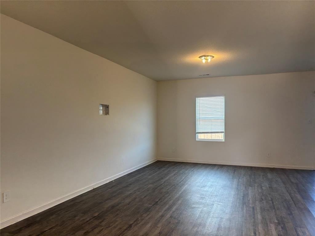 751 Camden Dr - Photo 7 of 20