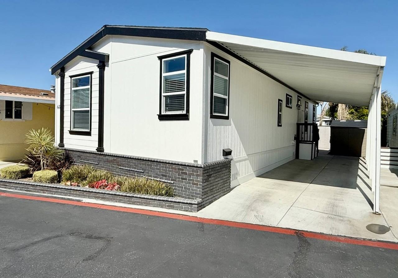 80 Huntington Street #632