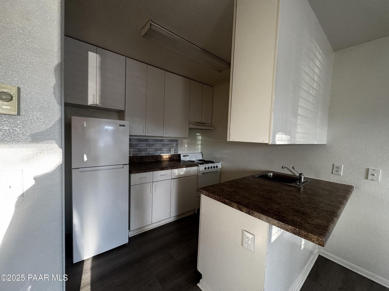 4873 North Judy Court #B - Photo 5 of 6