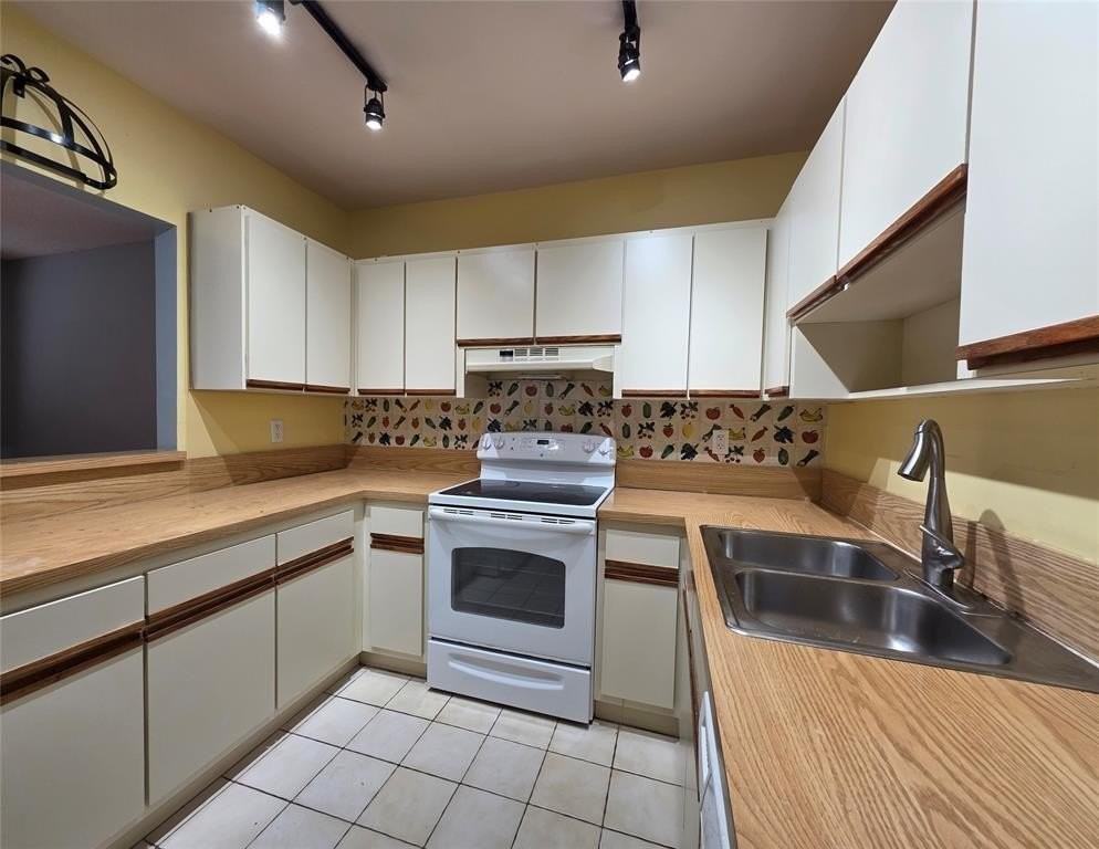 817 Se 12th Ct #1 - Photo 5 of 19