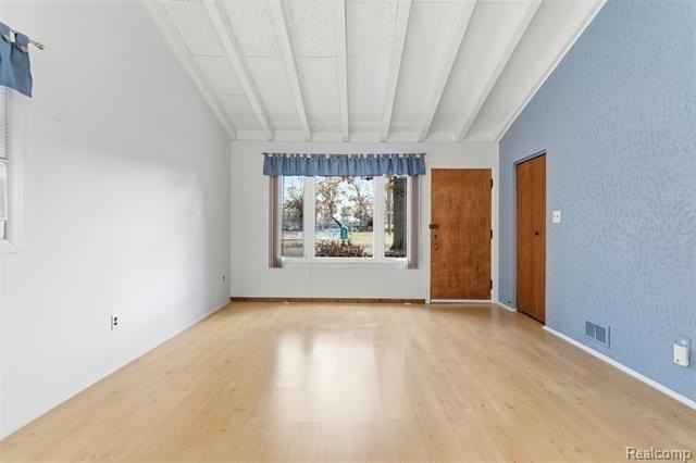 25118 Lehigh St - Photo 5 of 28