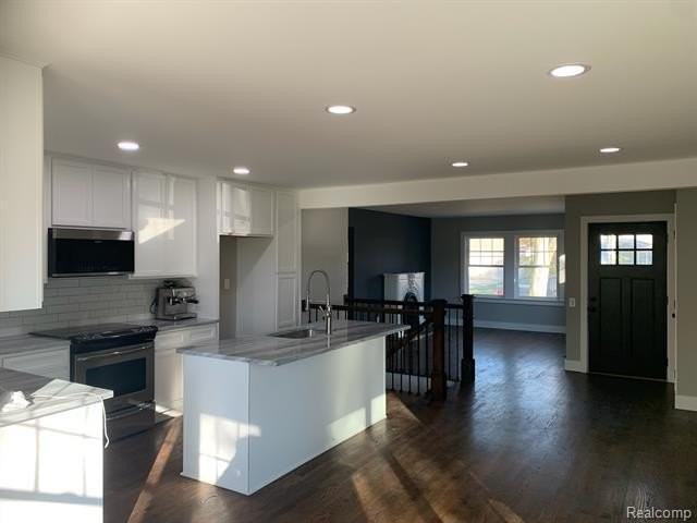 14103 Blue Skies St - Photo 5 of 17