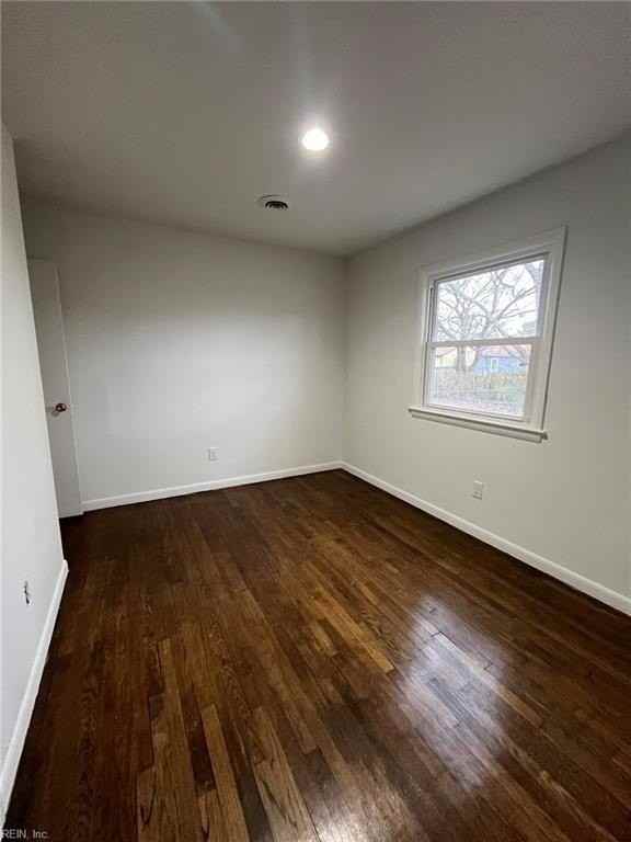 4825 81st St - Photo 5 of 6