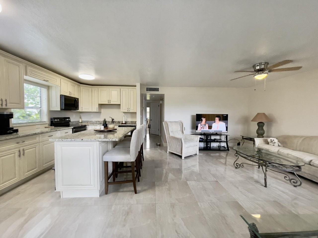 117 Flanders C - Photo 5 of 29