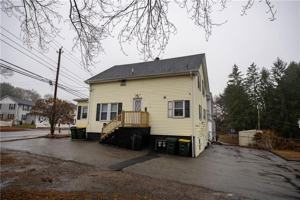 featured image of 304 Waterman Avenue