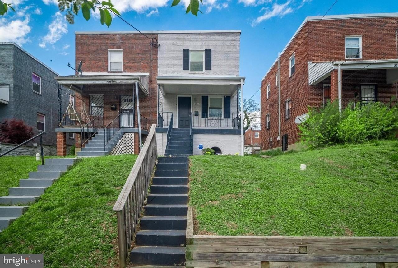 2014 Savannah Pl Se - Photo 2 of 22