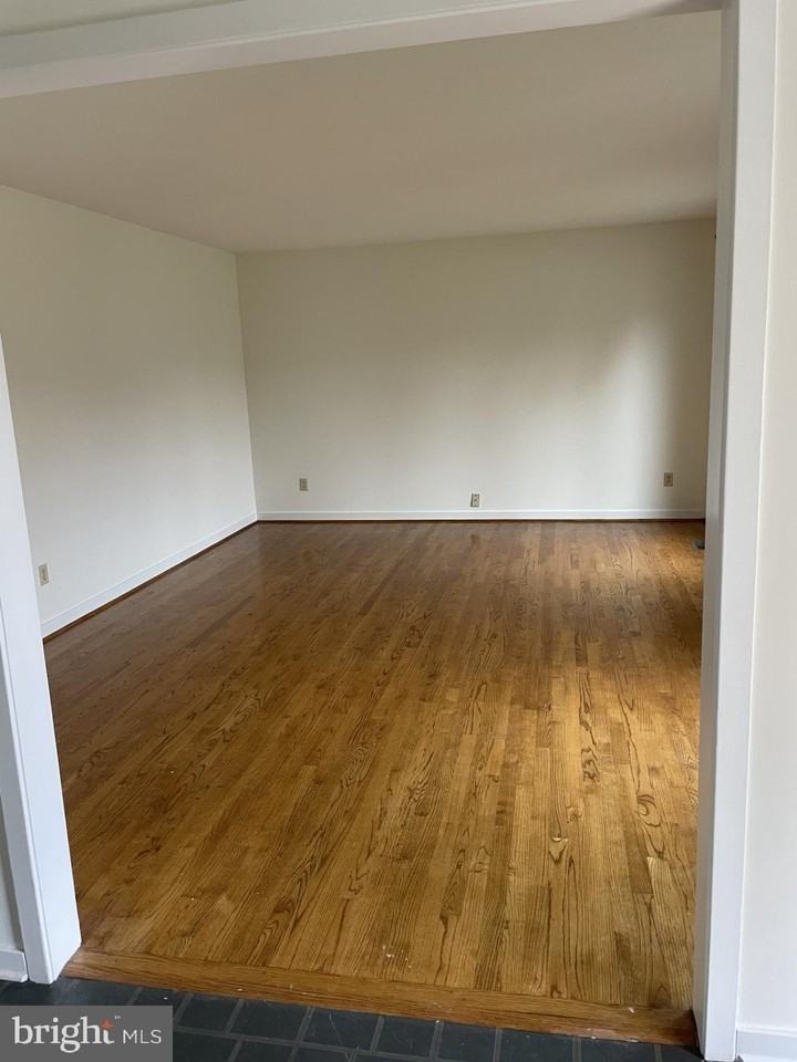 152 Bunting Drive - Photo 7 of 17