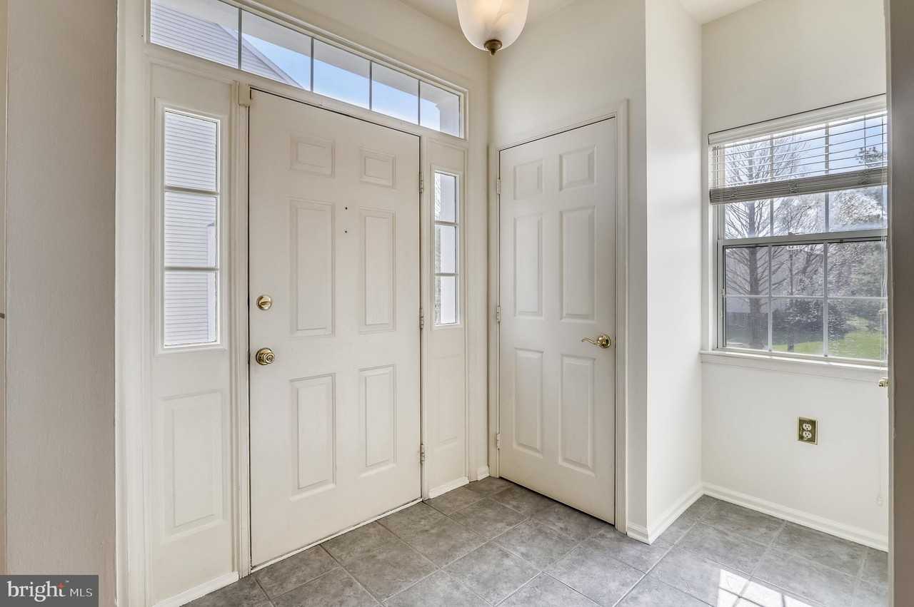 2530 Ayr Court - Photo 2 of 50