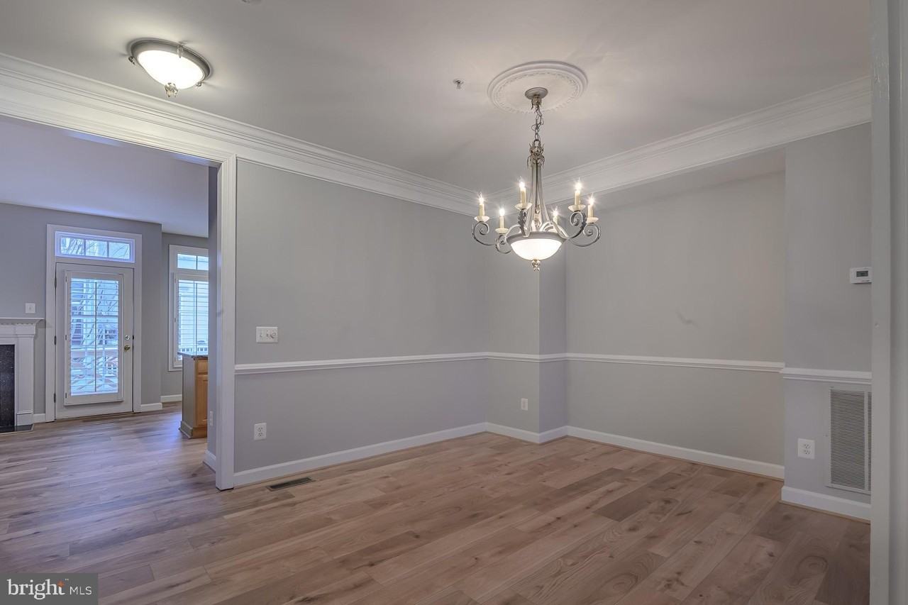 4912 Waple Lane - Photo 7 of 43