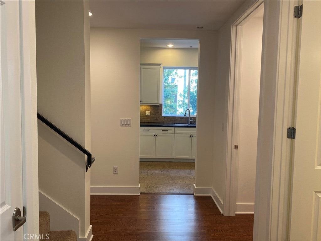 11851 Laurelwood Drive - Photo 4 of 43