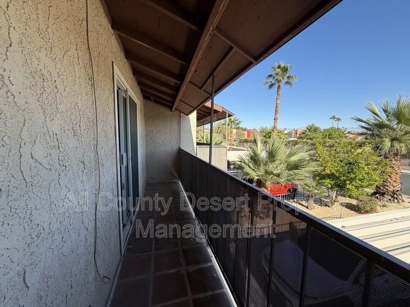 69180 Victoria Dr #2 - Photo 3 of 18