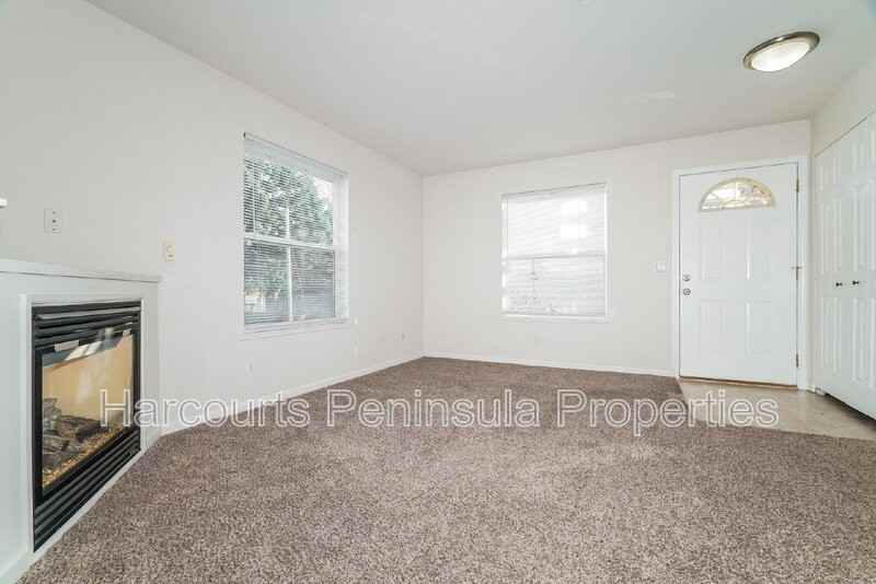 111 Rainier Ave #3 - Photo 5 of 36