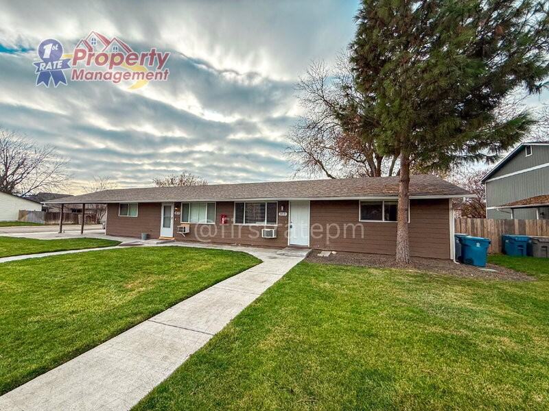 3881 W Glendale St - Photo 3 of 20