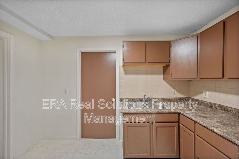 7875 Reading Rd #14 - Photo 3 of 19