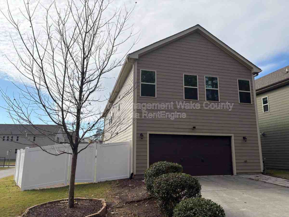 441 Liberty Hill Pass - Photo 2 of 10