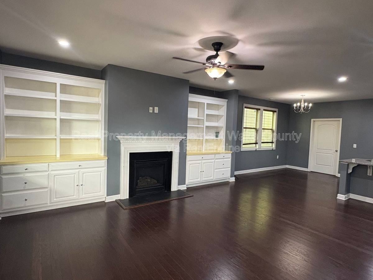 441 Liberty Hill Pass - Photo 4 of 10