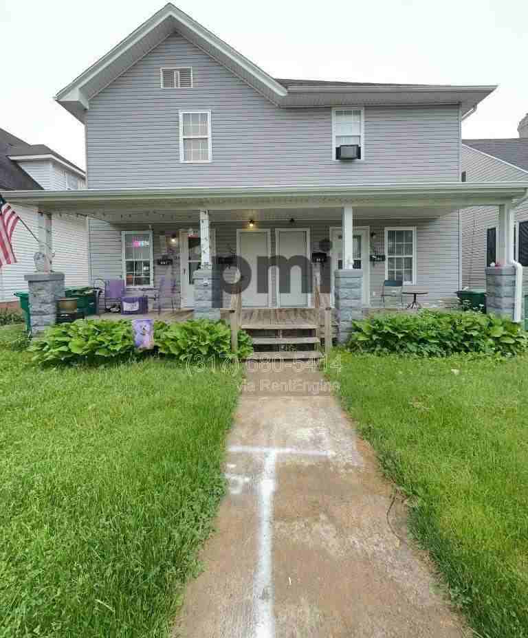 955 S 22nd St - Photo 2 of 10