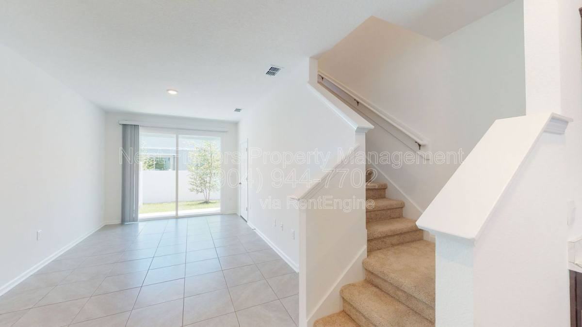 8358 Zenith Cir - Photo 6 of 10