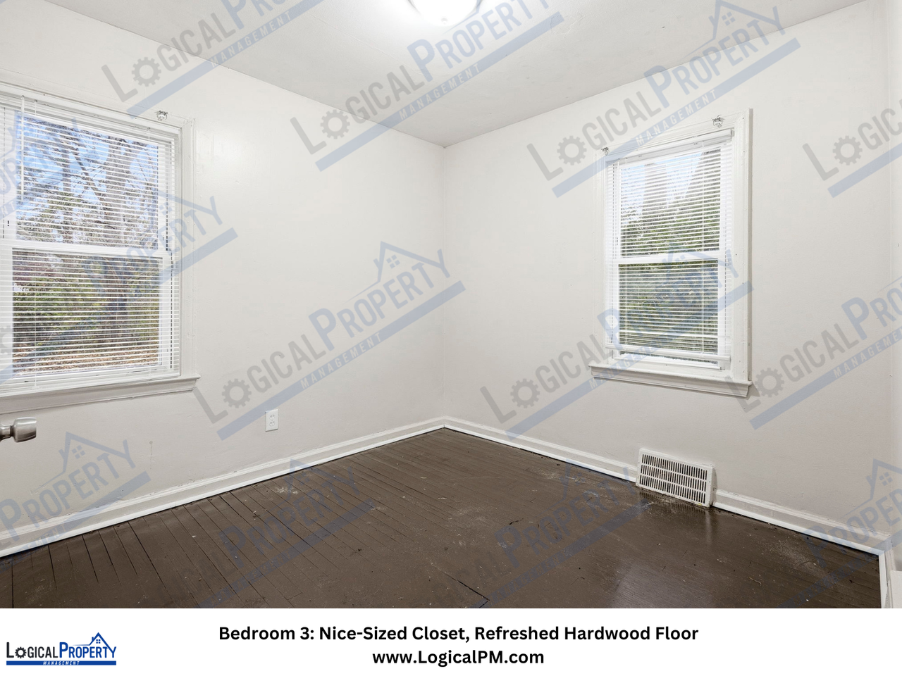 18205 Stout St - Photo 7 of 11