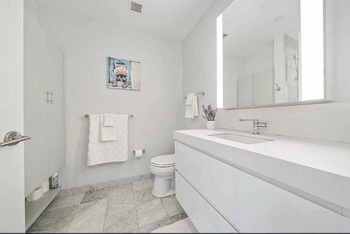 135 Seaport Blvd - Photo 3 of 9