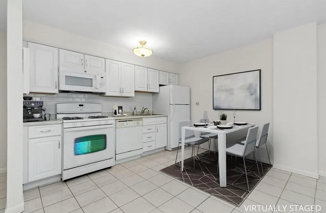 280 Boylston St - Photo 3 of 9