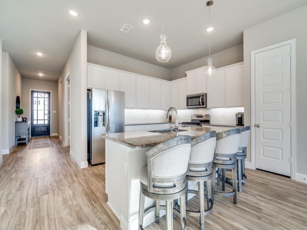 1913 Renwick Drive #NA - Photo 2 of 22
