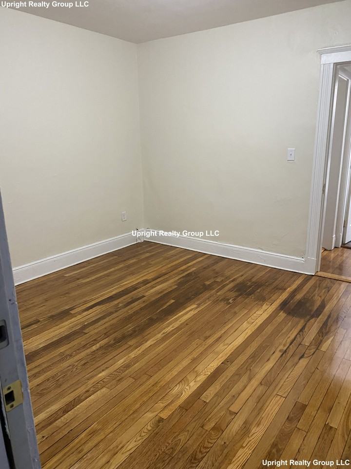 Commonwealth Avenue #4 - Photo 2 of 7