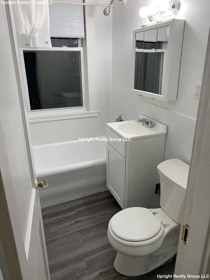 Commonwealth Avenue #4 - Photo 3 of 7