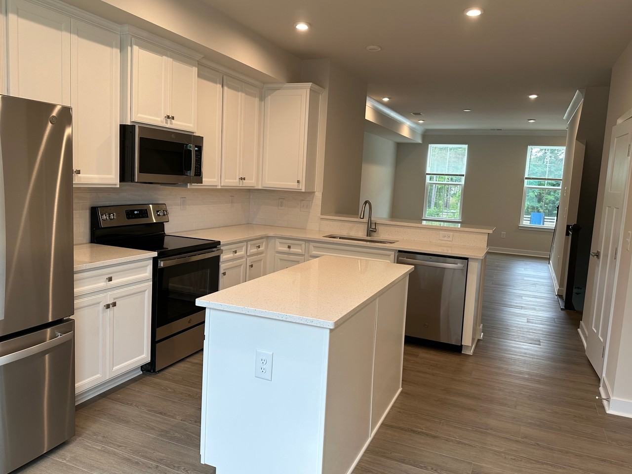 116 Galil Dr #E - Photo 6 of 19