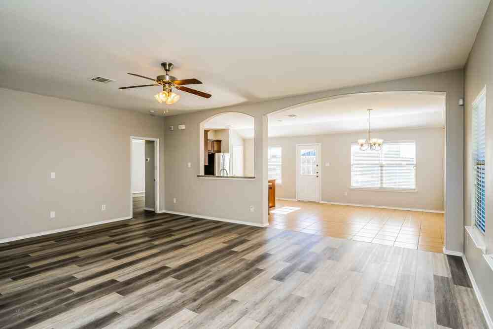 120 Meadow Crest Dr - Photo 3 of 16