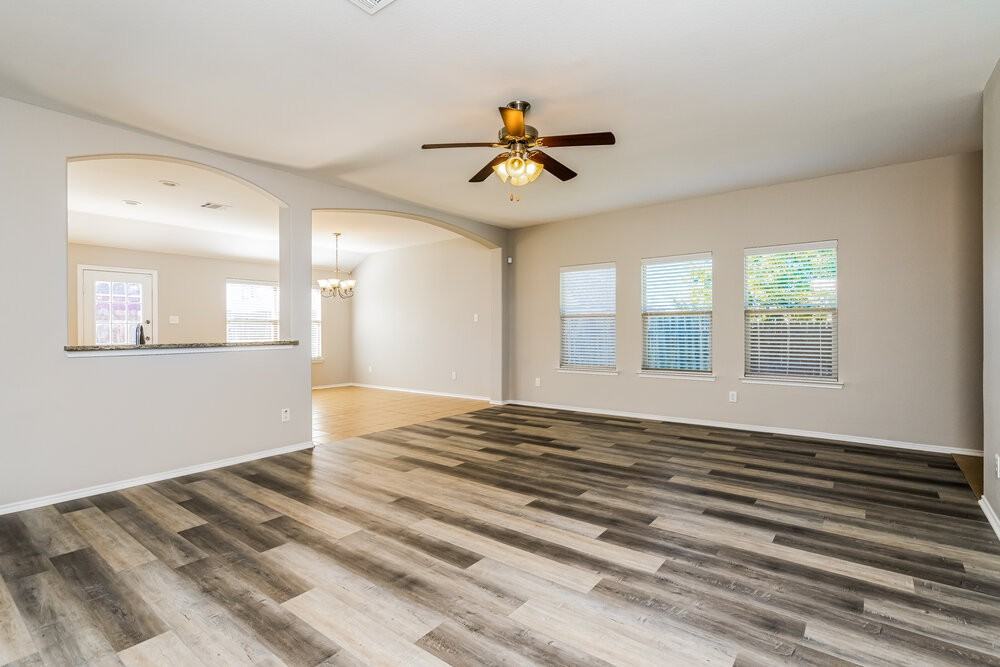 120 Meadow Crest Dr - Photo 5 of 16