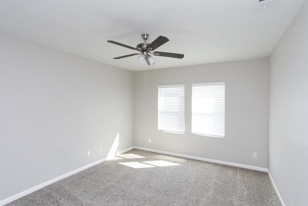 7015 London Fog Dr - Photo 7 of 15