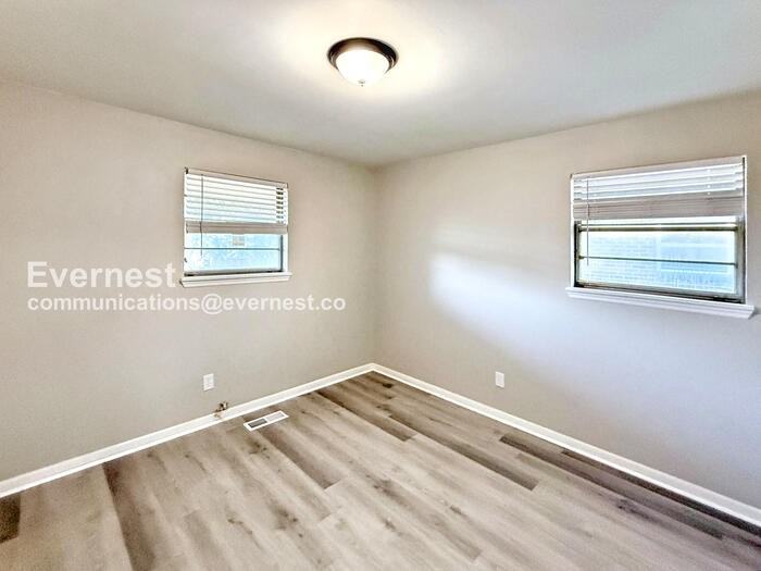 7423 2nd Ave S #7423 - Photo 2 of 23