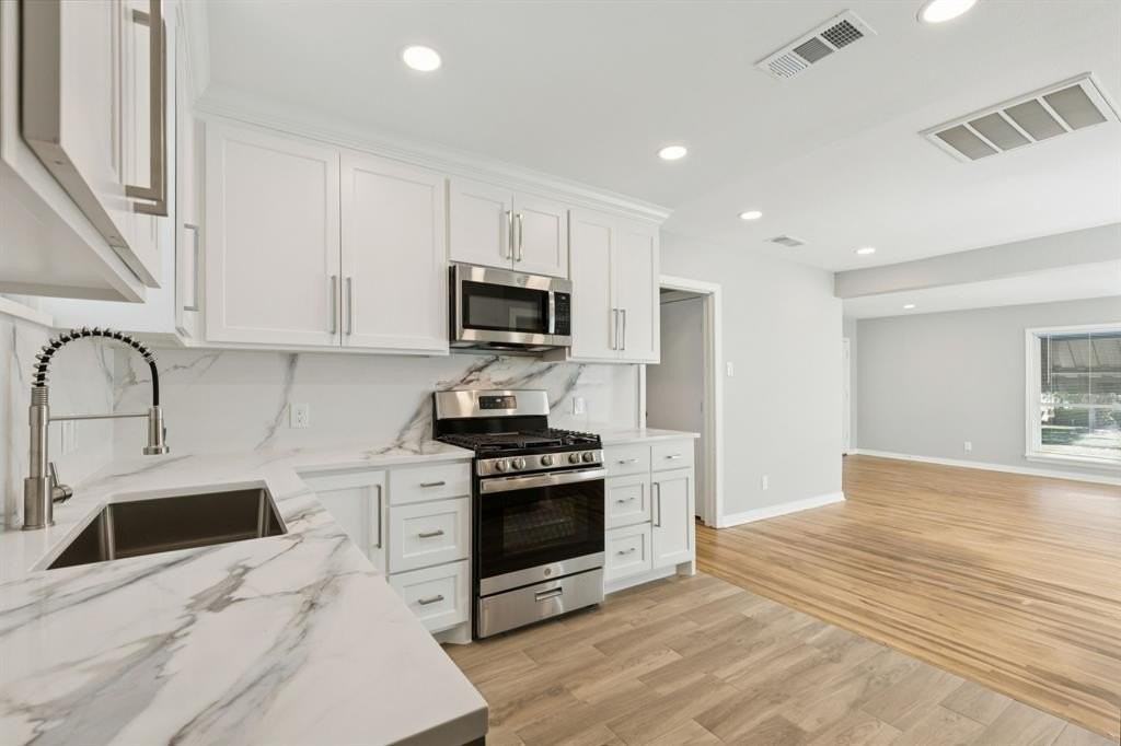 3223 Cherrywood Ave - Photo 2 of 24