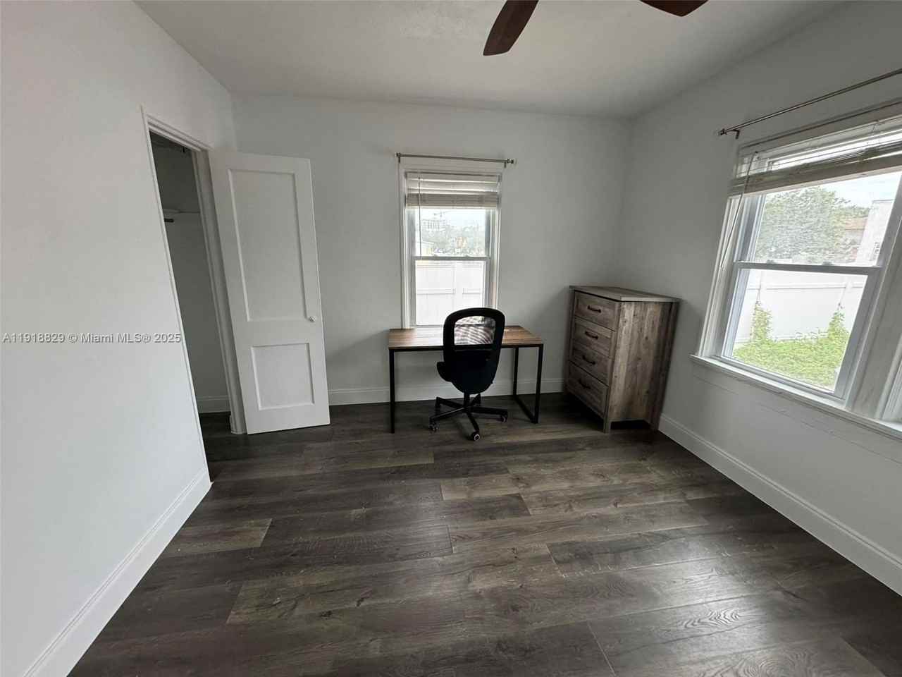 2309 Van Buren St - Photo 7 of 17