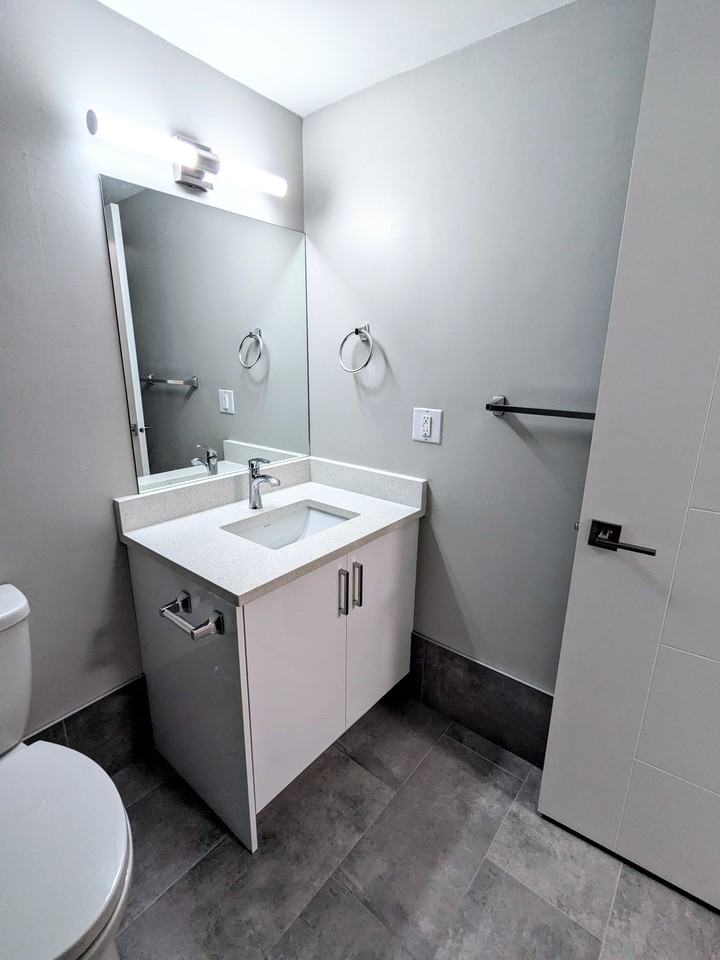 5203 - 5203 52 St #102 - Photo 5 of 10
