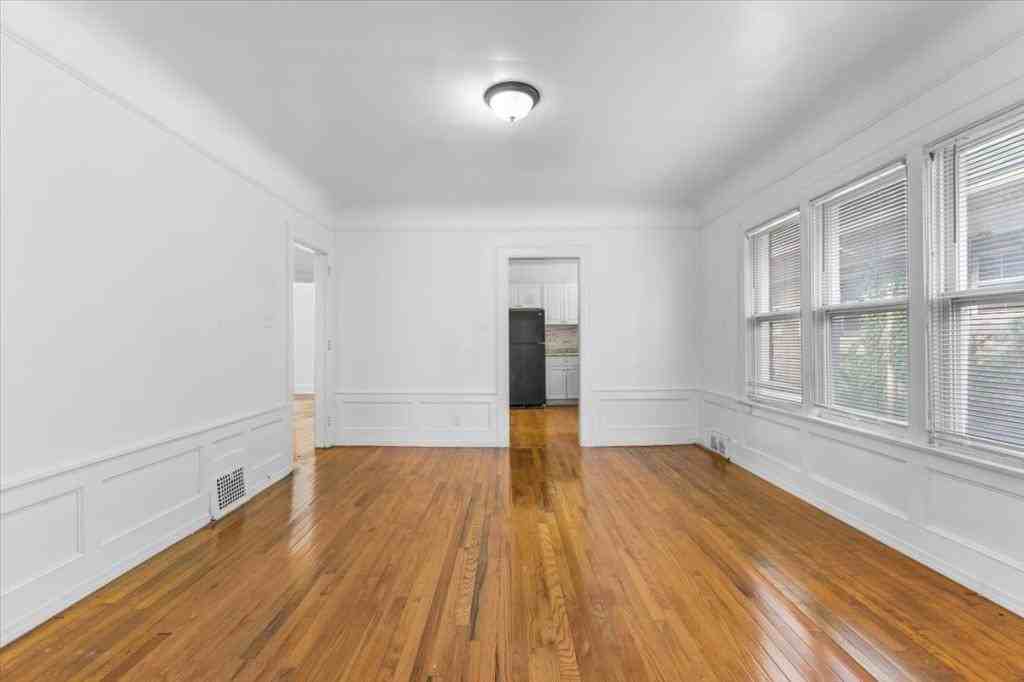 1410 Glynn Ct - Photo 2 of 16