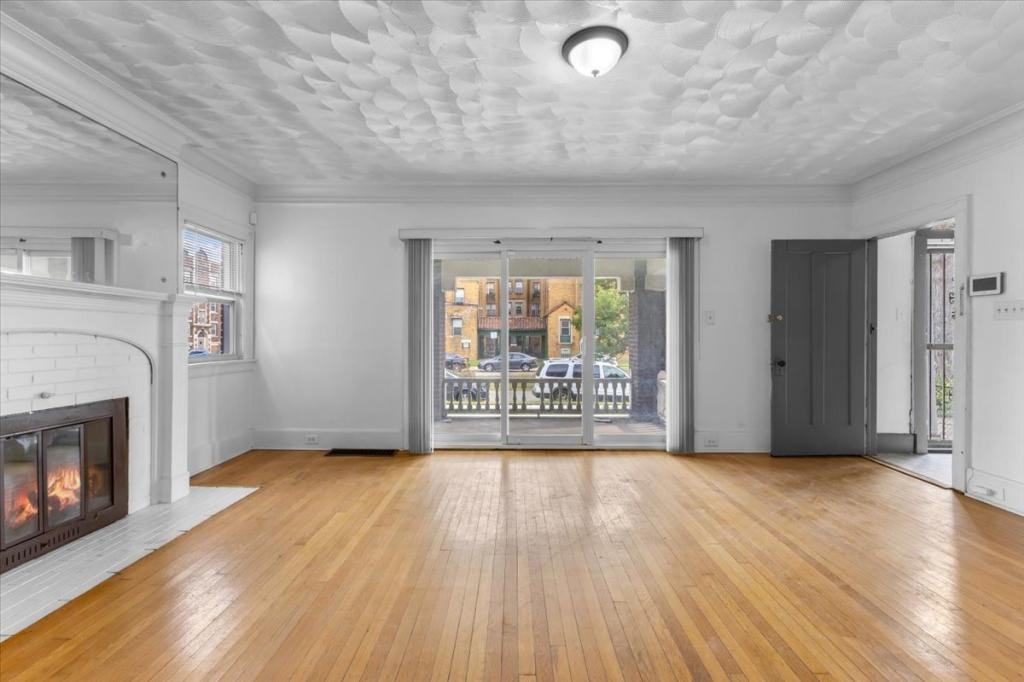 1410 Glynn Ct - Photo 7 of 16