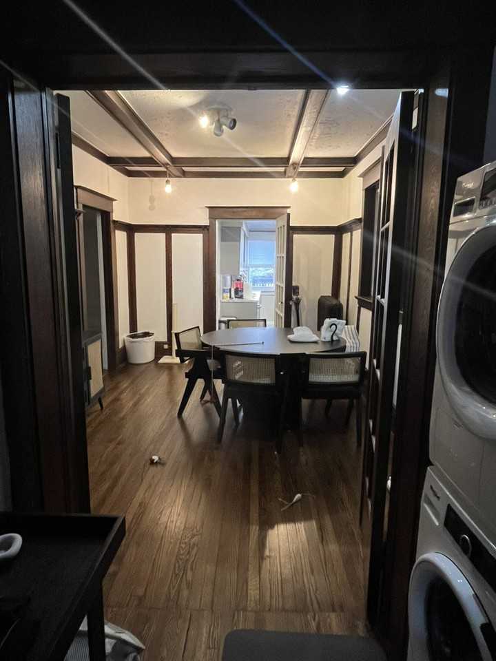 223 Geoffrey St - Photo 2 of 18