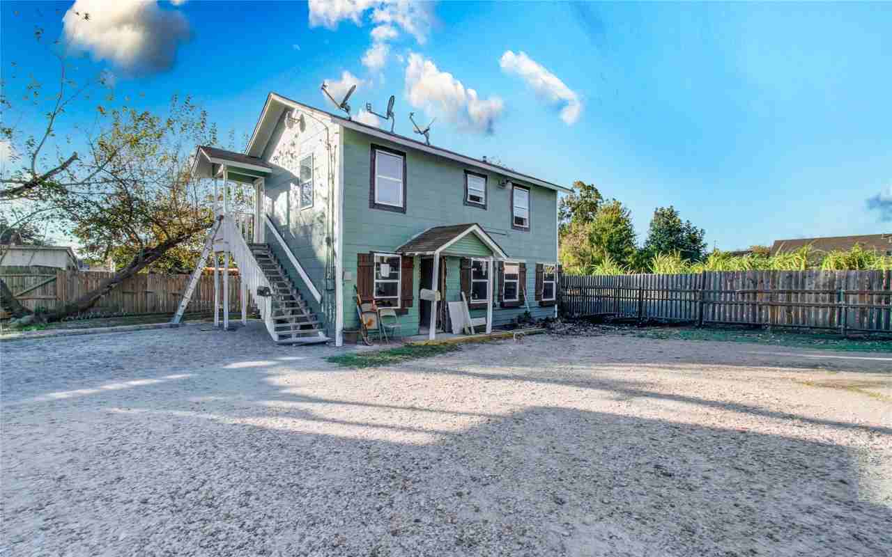 408 Randall St #408-6 - Photo 3 of 16