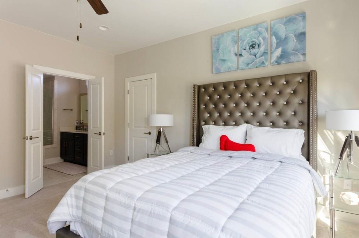 807 E 16th St #807A - Photo 3 of 25