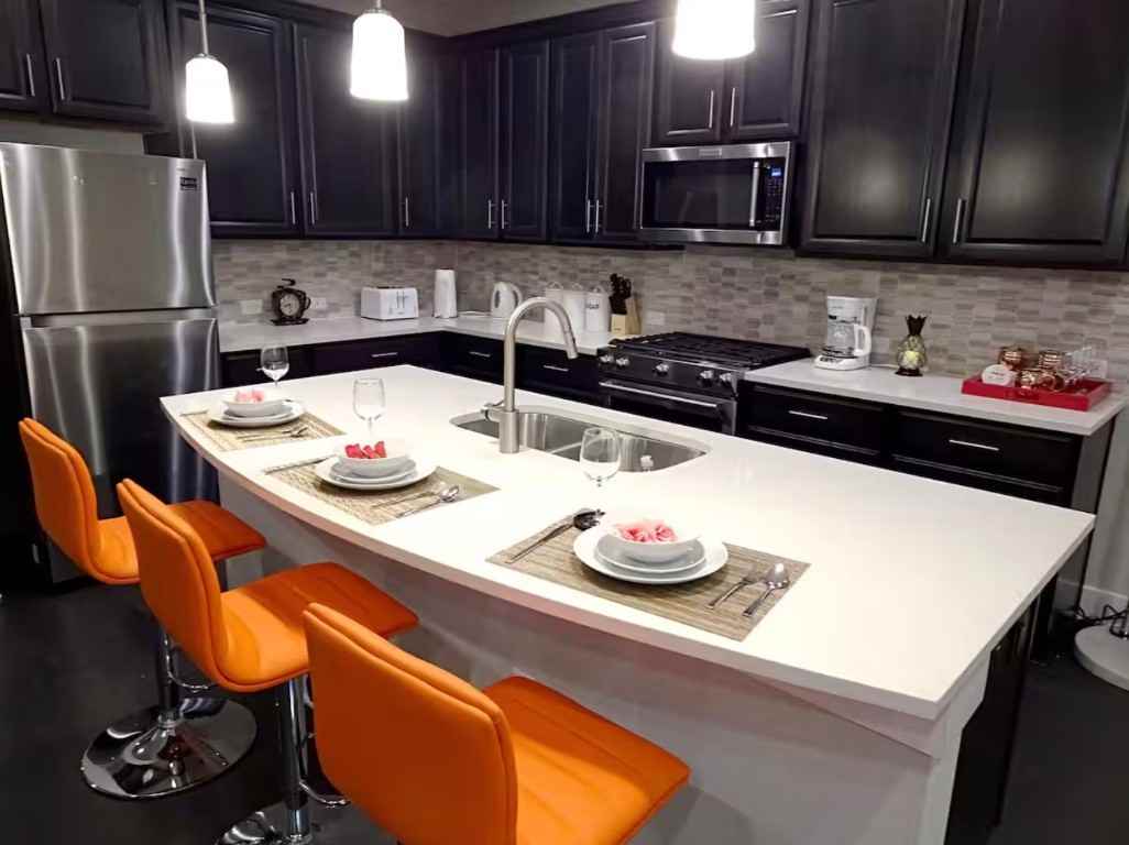 807 E 16th St #807A - Photo 7 of 25