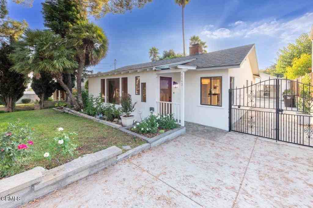 4543 Rockland Pl #4543-1 - Photo 3 of 12